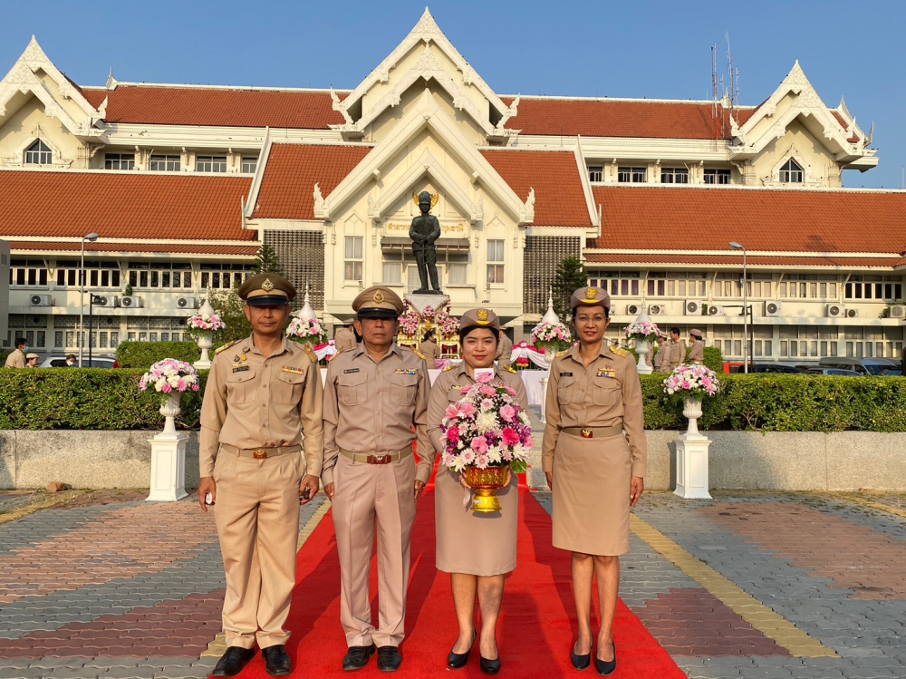 จังหวัดปทุมธานีจัดพิธีถวายราชสักการะ