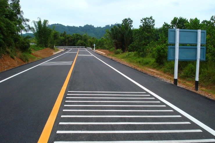泰国乡村公路将投入2万吨橡胶进行公路修建