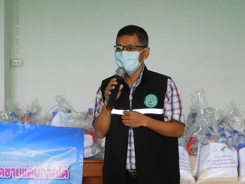 ลงพื้นที่มอบอาหาร