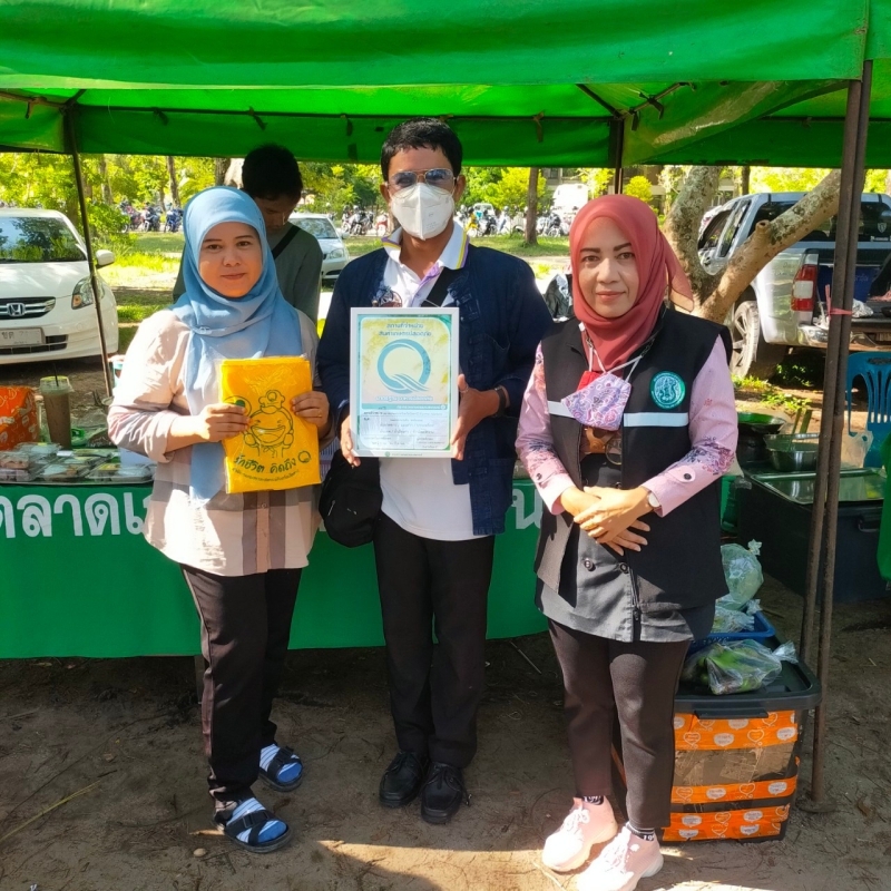 ลงพื้นที่ตรวจประเมินโครงการร้านอาหารวัตถุดิบปลอดภัยเลือกใช้สินค้า