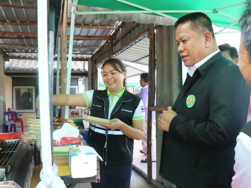 นายชูชาติรักจิตรผู้ตรวจราชการกระทรวงเกษตรและสหกรณ์