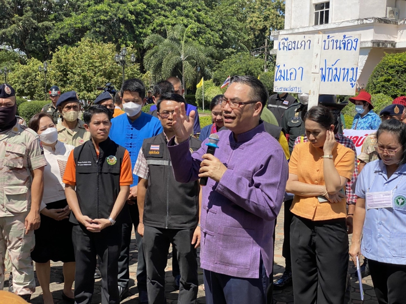 ชาวบ้านร้องเรียนการก่อสร้างฟาร์มหมูในพื้นที่