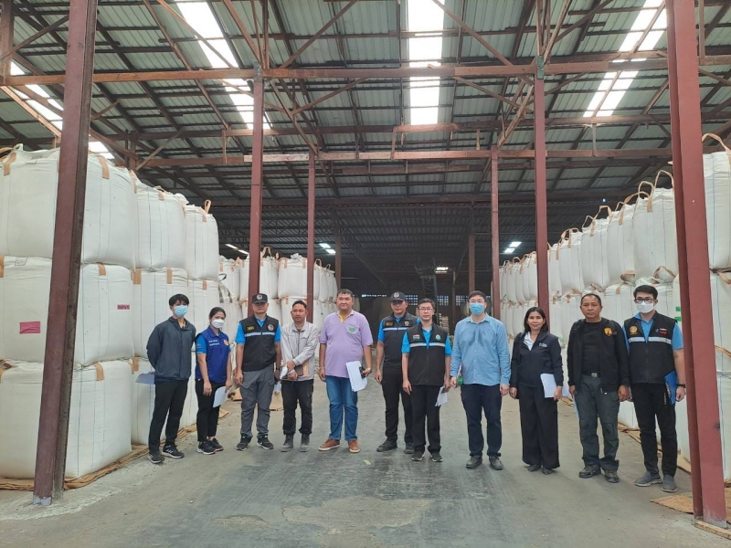 ออกตรวจสอบสต๊อกข้าวของผู้เข้าร่วมโครงการชดเชยดอกเบี้ยให้ผู้ประกอบการค้าข้าวในการเก็บสต็อก