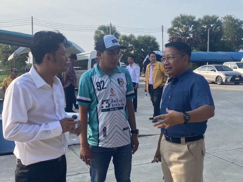 นายวุฒิพงศ์เนียมหอมผู้ตรวจราชการกระทรวงเกษตรและสหกรณ์