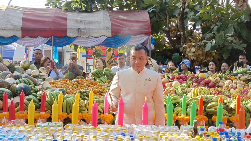 ร่วมงานประเพณีบุญเดือนสาม