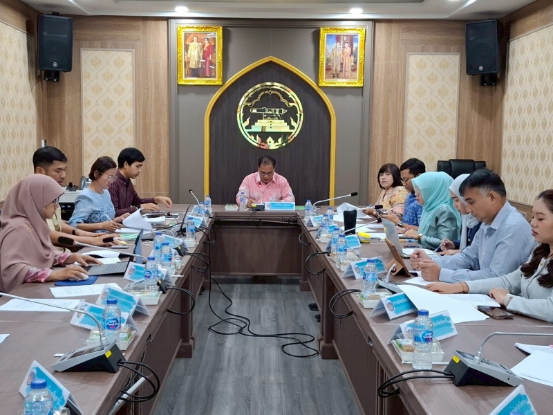 ร่วมประชุมโครงการพัฒนาเศรษฐกิจฐานรากด้วยภาคีเครือข่าย