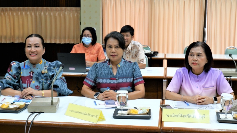 ร่วมต้อนรับและแลกเปลี่ยนเรียนรู้กับคณะผู้บริหาร