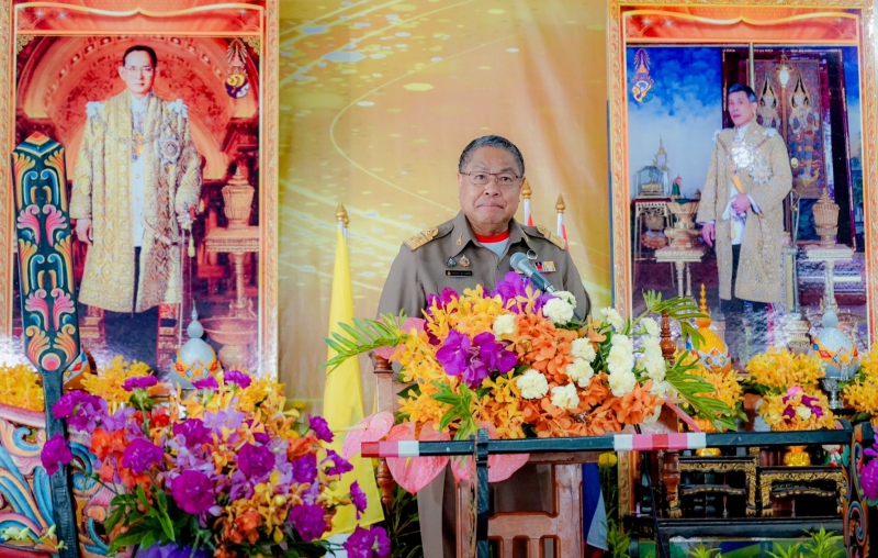 กษ.นราธิวาสร่วมเป็นเกียรติในพิธีเปิดงานชมศูนย์ศึกษา
