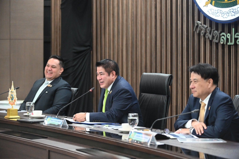 การประชุมมอบนโยบายขับเคลื่อนงานกระทรวงเกษตรและสหกรณ์