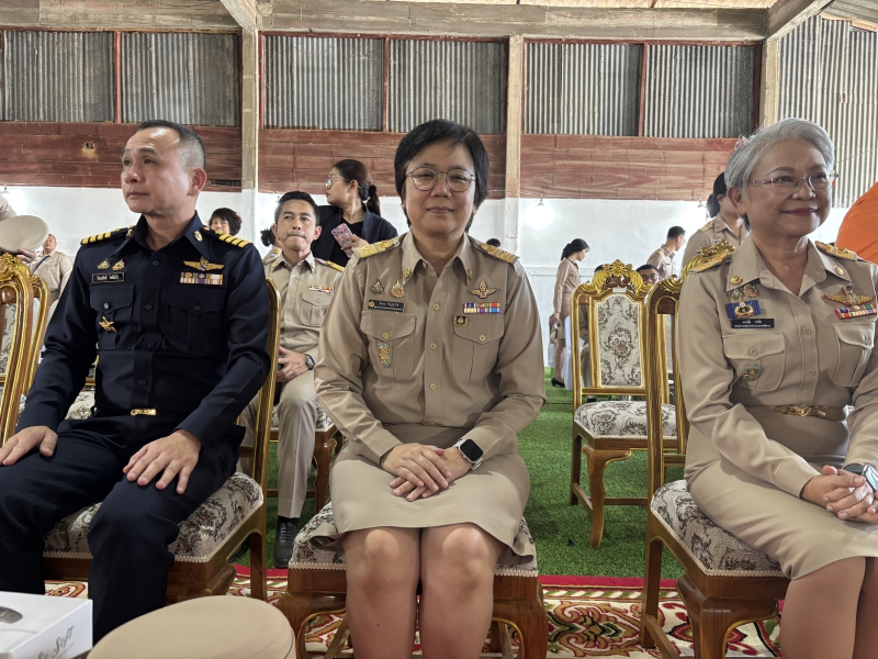 นางสาวอิงอรปัญญากิจผู้ตรวจราชการกระทรวงเกษตรและสหกรณ์