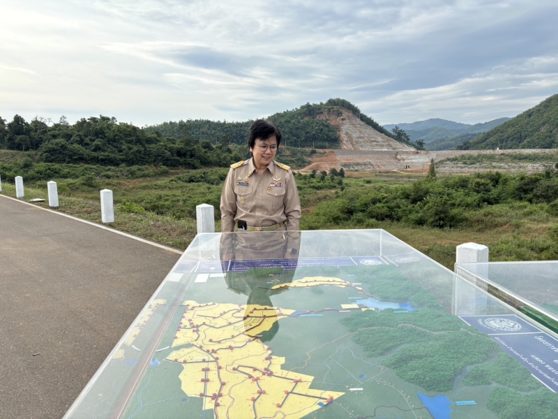 นางสาวอิงอรปัญญากิจผู้ตรวจราชการกระทรวงเกษตรและสหกรณ์