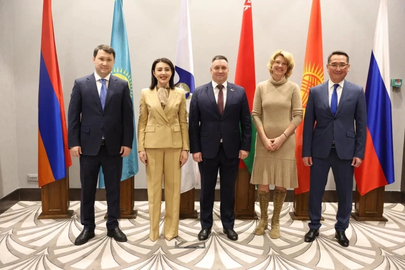 OksanaLutรมว.เกษตรรัสเซียร่วมประชุมด้านอุตสาหกรรมเกษตร–อาหารแห่งยูเรเซีย