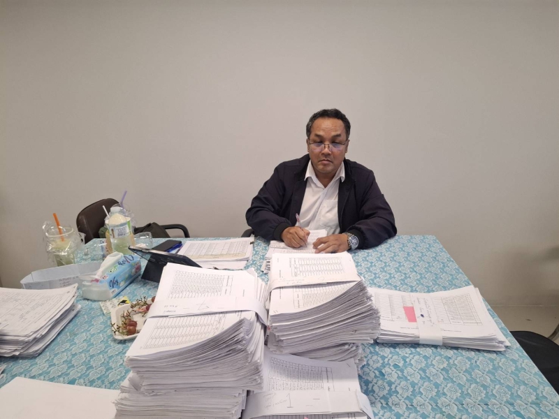 กษ.ร้อยเอ็ดลงพื้นที่พิจารณากลั่นกรองเอกสารการยื่นขอรับการช่วยเหลือเกษตรกรผู้ประสบภัยพิบัติ