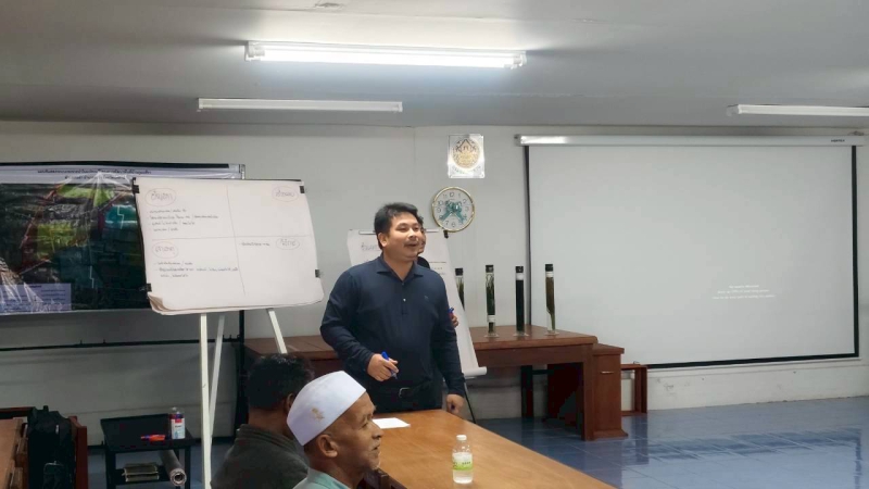 จังหวัดปัตตานีจัดอบรมเกษตรกรและสาธิตฝึกปฏิบัติโครงการต่อยอดโครงการอันเนื่องมาจากพระราชดำริและกิจกรรมเฉลิมพระเกียรติสถาบันหลักของชาติ