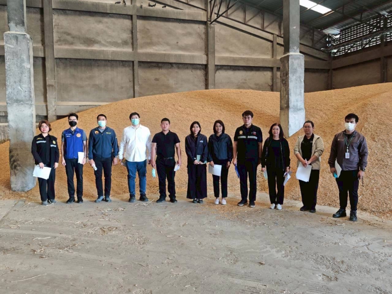 ลงพื้นที่ร่วมกับคณะทำงานตรวจสอบสต็อกข้าวของผู้เข้าร่วมโครงการชดเชยดอกเบี้ยให้ผู้ประกอบการค้าข้าวในการเก็บสต็อก