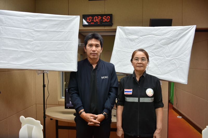 “รายการกระทรวงเกษตรและสหกรณ์พบเกษตรกร”