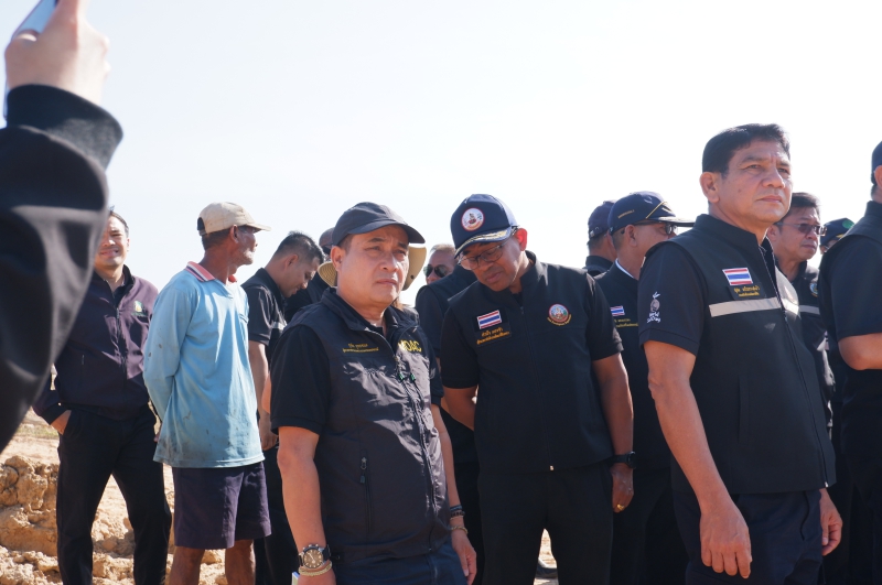 นายสุรชัยยุทธชนะผู้ตรวจราชการกระทรวงเกษตรและสหกรณ์