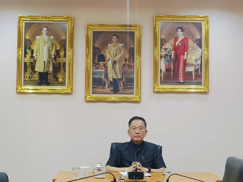 ดร.พรเทพศรีธนาธรผู้ตรวจราชการกระทรวงเกษตรและสหกรณ์