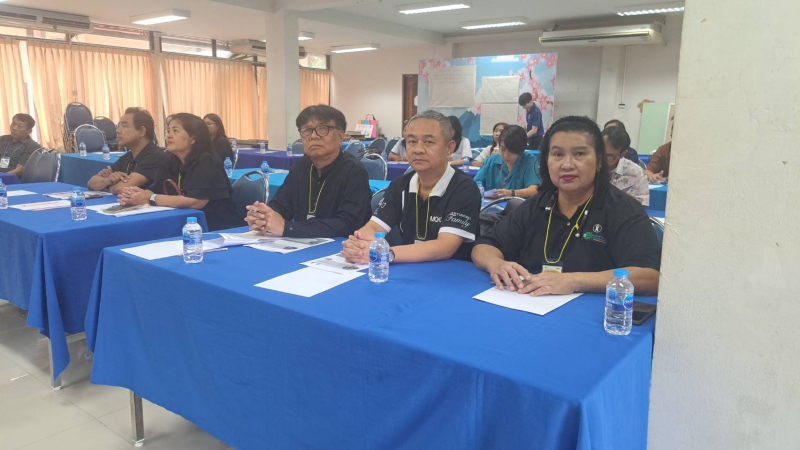 ร่วมประชุมกลุ่มย่อยฯ