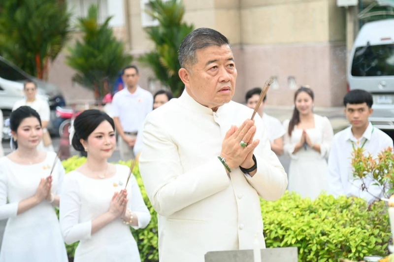 นายวิณะโรจน์ทรัพย์ส่งสุขปลัดกระทรวงเกษตรและสหกรณ์