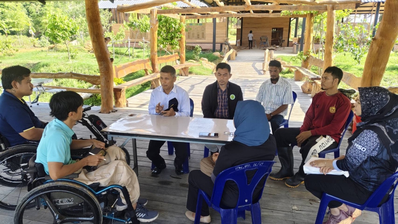 ลงพื้นที่สำรวจและติดตามการดำเนินการพัฒนาส่งเสริมอาชีพด้านการเกษตรแก่คนพิการ