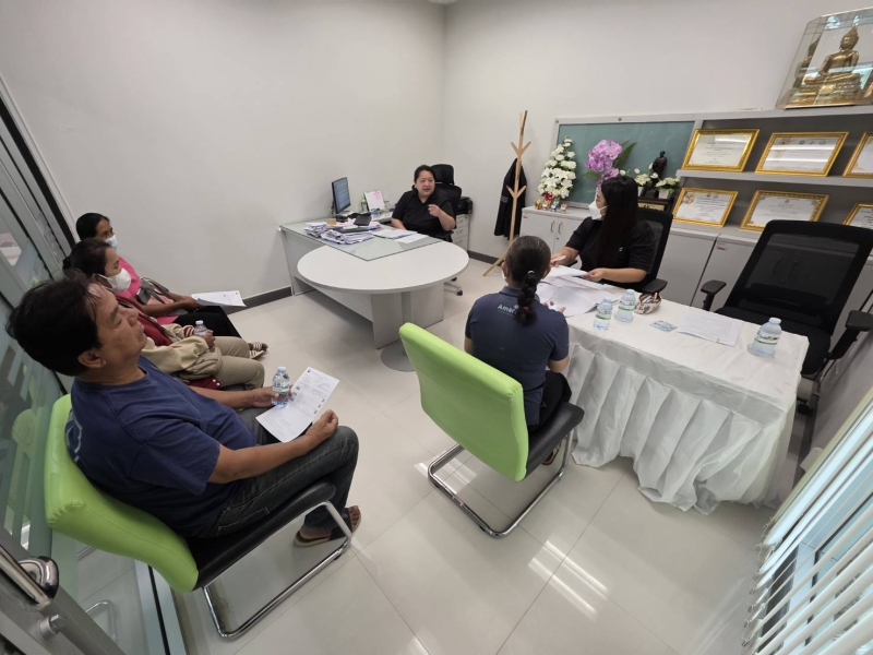 กษ.ลงพื้นที่ติดตามตรวจเยี่ยมลูกหนี้กองทุนหมุนเวียนเพื่อการกู้ยืมแก่เกษตรกรและผู้ยากจน