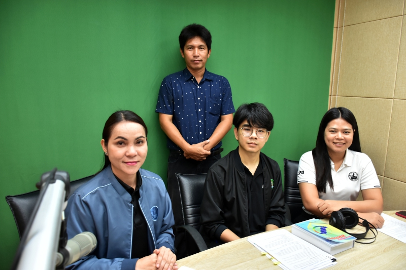 “รายการกระทรวงเกษตรและสหกรณ์พบเกษตรกร”
