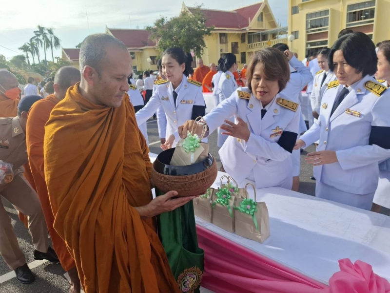 ร่วมงานเฉลิมพระเกียรติ