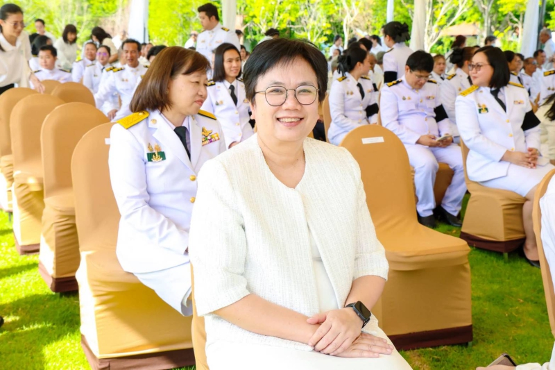 นางสาวอิงอรปัญญากิจหัวหน้าผู้ตรวจราชการกระทรวงเกษตรและสหกรณ์