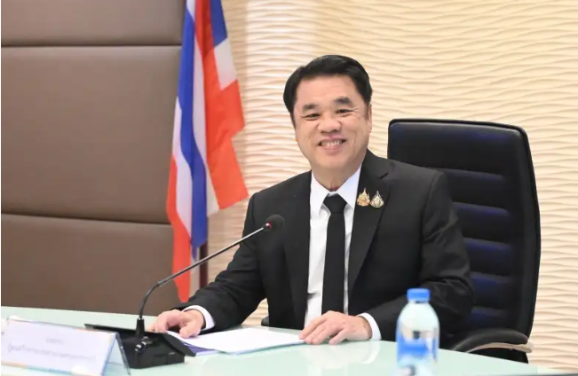 สุริยะเตรียมบินมาเลย์แก้ปัญหาแบนกุ้งไทย