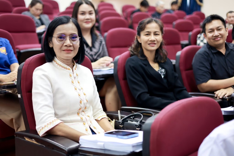 สนง.กษ.อำนาจเจริญเข้าร่วมประชุมประชาคมเพื่อเสนอปัญหาความต้องการในการพัฒนาท้องถิ่น