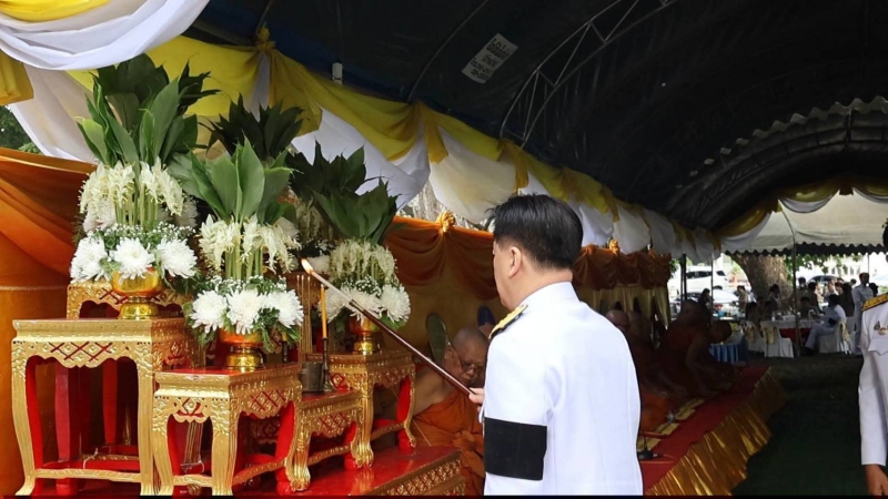 ร่วมพิธีบวงสรวงดวงพระวิญญาณสมเด็จพระเจ้าทรงธรรมและสิ่งศักดิ์สิทธิ์