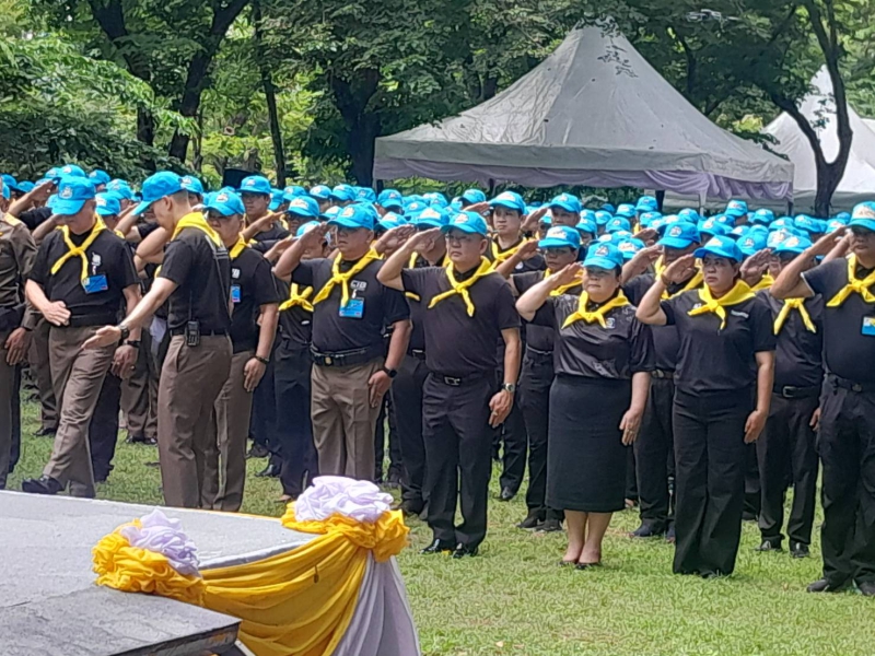 ดร.พรเทพศรีธนาธรผู้ตรวจราชการกระทรวงเกษตรและสหกรณ์