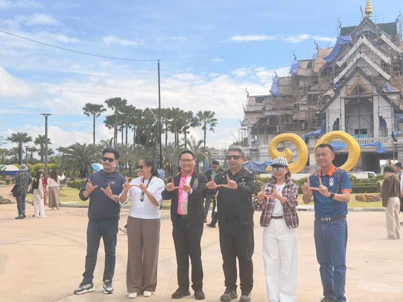 นายธิติโลหะปิยะพรรณผู้ตรวจราชการกระทรวงเกษตรและสหกรณ์
