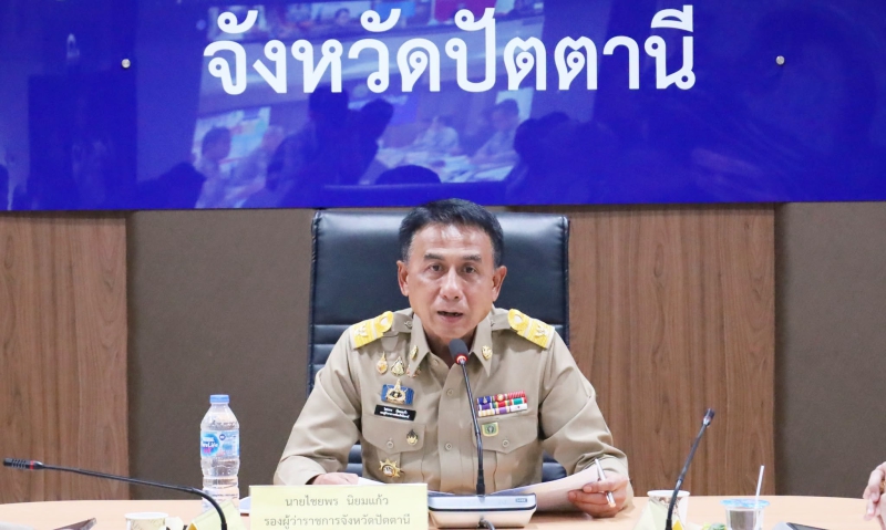 กษ.ปนร่วมประชุมติดตามและประเมินสถานการณ์อุทกภัย