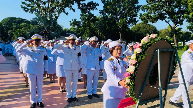 พิธีวางพวงมาลาเนื่องในวันคล้ายวันสวรรคต