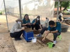 ร่วมปฏิบัติงานณสถานีวิจัยการเกษตรและพัฒนาโครงการหลวงโนนดินแดง