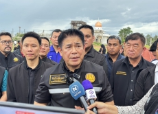 กษ.นราธิวาสพร้อมด้วยหน่วยงานสังกัดกระทรวงเกษตรและสหกรณ์จังหวัดนราธิวาส