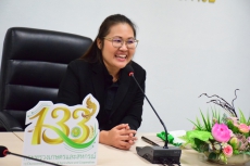 ร่วมต้อนรับและนำเสนองานของแต่ละกลุ่ม/ฝ่าย