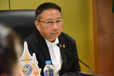 ร่วมประชุมคคณะอนุกรรมการติดตามและแก้ไขปัญหาหนี้