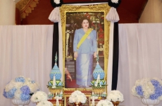 ร่วมพิธีสวดพระพุทธมนต์และเจริญจิตตภาวนา