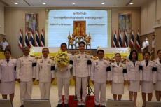 ร่วมพิธีวันที่ระลึก