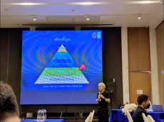 ร่วมการสัมมนาเชิงปฏิบัติการ