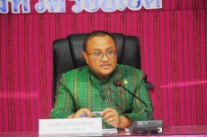 กษ.ร้อยเอ็ดร่วมประชุมคณะกรรมการอำนวยการจัดงานพิธีถวายดอกไม้จันทร์จังหวัดร้อยเอ็ด