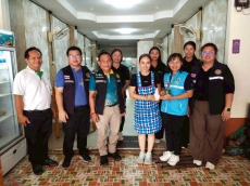 คณะทำงานผู้ตรวจรับรองร้านอาหารวัตถุดิบปลอดภัยเลือกใช้สินค้า
