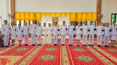 พิธีเจริญพระพุทธมนต์และทำบุญตักบาตรถวายพระราชกุศล