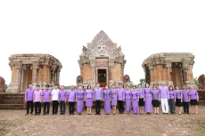 กษ.อำนาจเจริญร่วมพิธีห่มผ้าพระพุทธสมปรารถนา