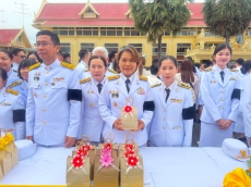 พิธีเจริญพระพุทธมนต์และพิธีทำบุญตักบาตรถวายพระราชกุศล