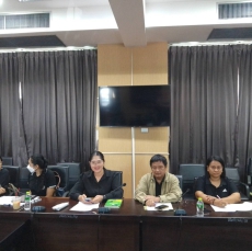 ประชุมหารือการบริหารงานวิสาหกิจชุมชนแก้วกล้า