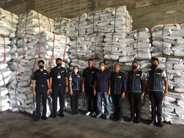 เตือนเกษตรกรระวังตกเป็นเหยื่อแก๊งค้าปุ๋ยปลอม